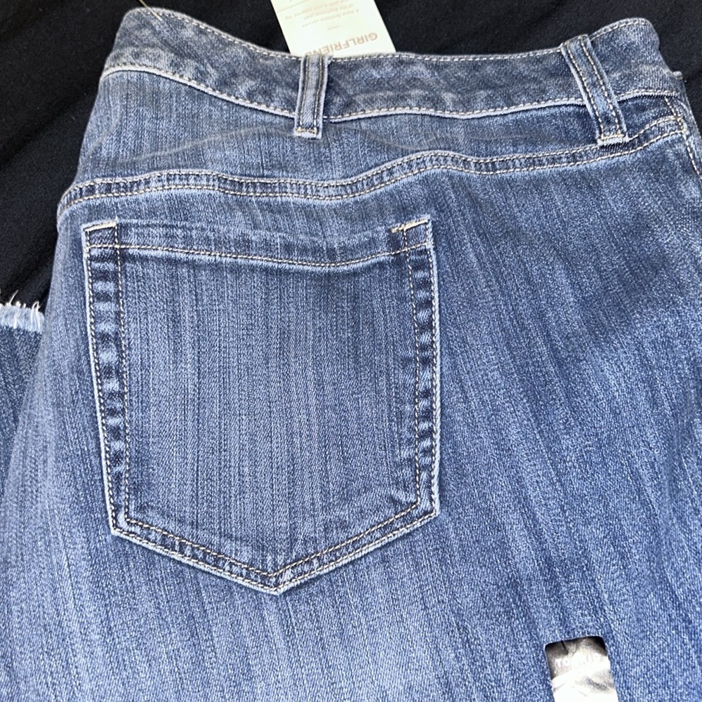 NWT torrid plus size jeans with raw hem- girlfriend jeans - Picture 5 of 12